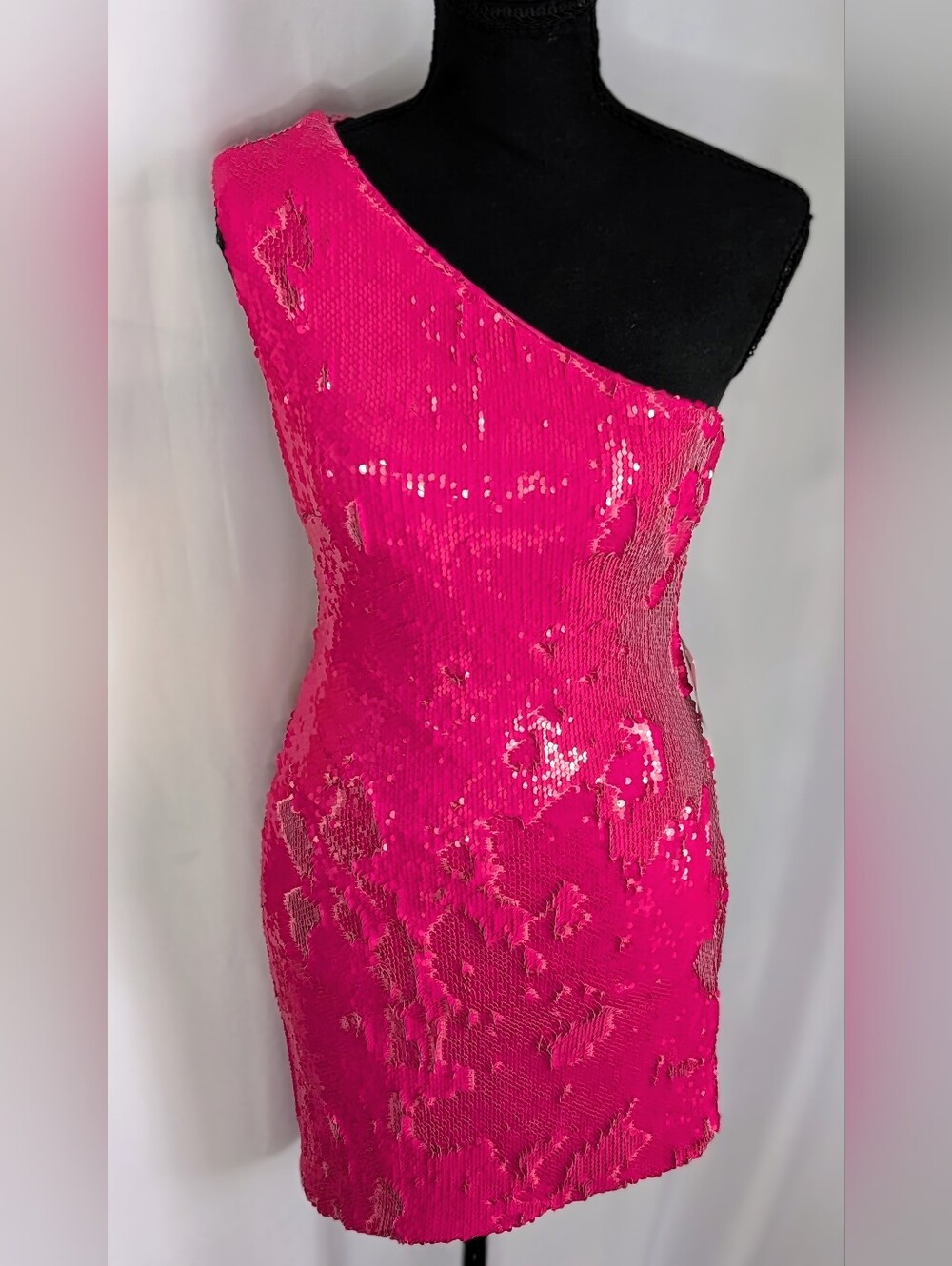 NWT Dress the Population Taryn Hot Pink Sequin One Shoulder Mini Dress S